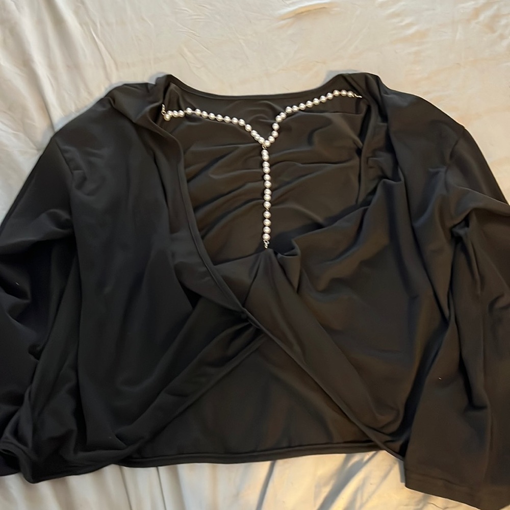 Pearl twisted back top